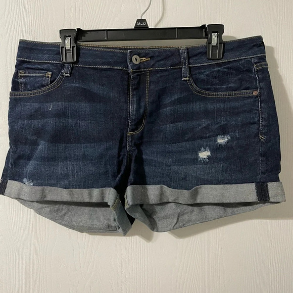 Arizona Jean Company Pants - Arizona jean company dark wash Jean shorts size 15